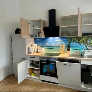  Apartamento Klimatisiertes Dachgeschoss In Zentrum Wiens Austria